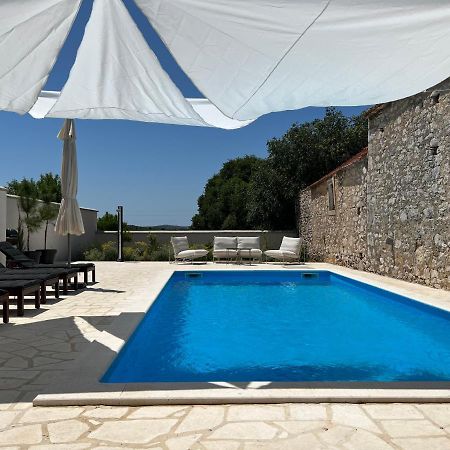 Boutique House Ika With Private Swimming Pool Βίλα Stankovci  Εξωτερικό φωτογραφία